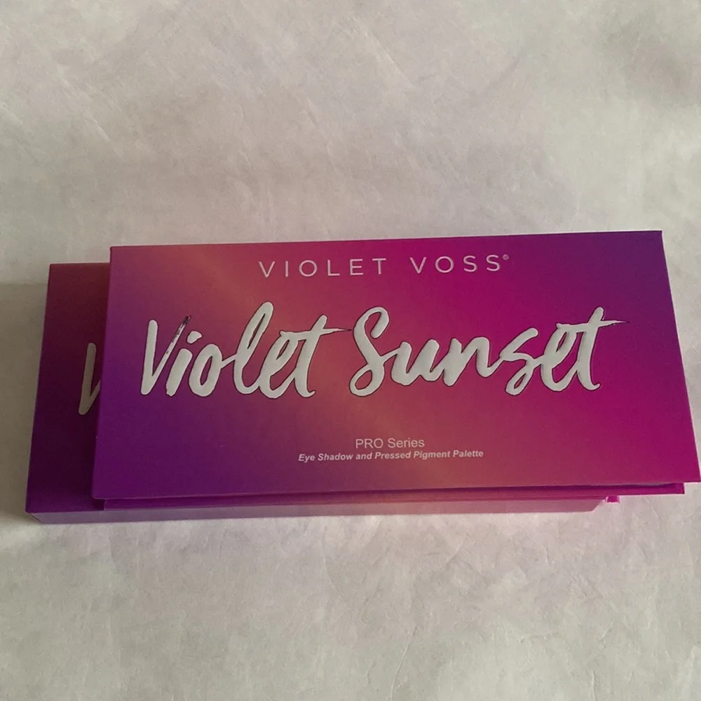VIOLET VOSS Violet Sunset Eyeshadow Press Pigment Palette $36 NIP